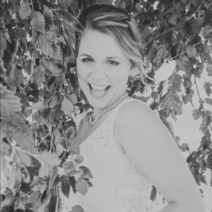 Meet your Posher, Rhian